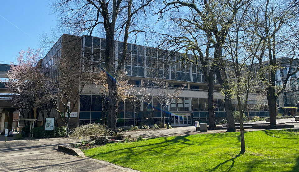 Exterior shot of Smith Memorial Student Union building at Portland State University Campus